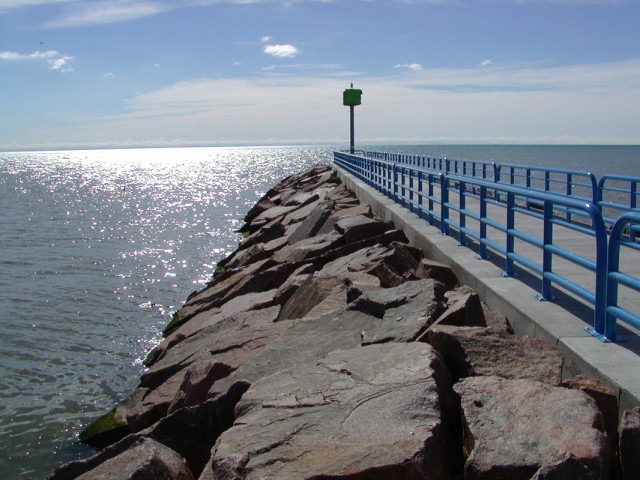 Breakwall